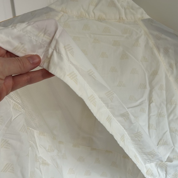 Aldi Gear 2024 Windbreaker Jacket Ladies White Extra Large Brand New With Tags - Picture 10 of 12